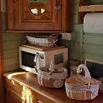 Prázdninový areál Roulotte Au Bois Cheri - Au Bois