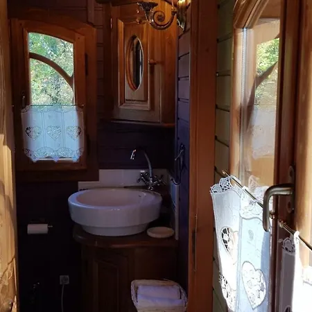 Roulotte Au Bois Chéri - Au Bois *