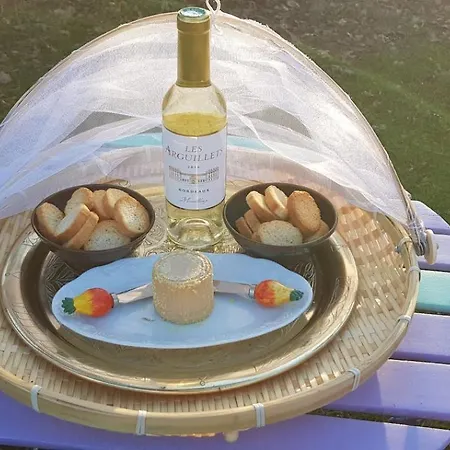 Roulotte Au Bois Chéri - Au Bois * Bussac-Foret