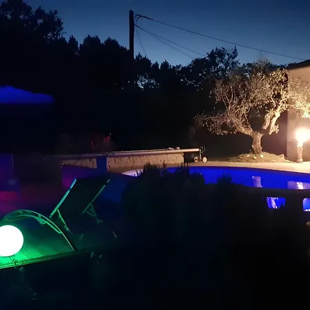 Roulotte Au Bois Chéri - Au Bois * Bussac-Foret