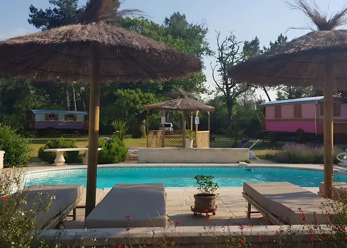 Roulotte Au Bois Cheri - Au Bois Bussac-Foret