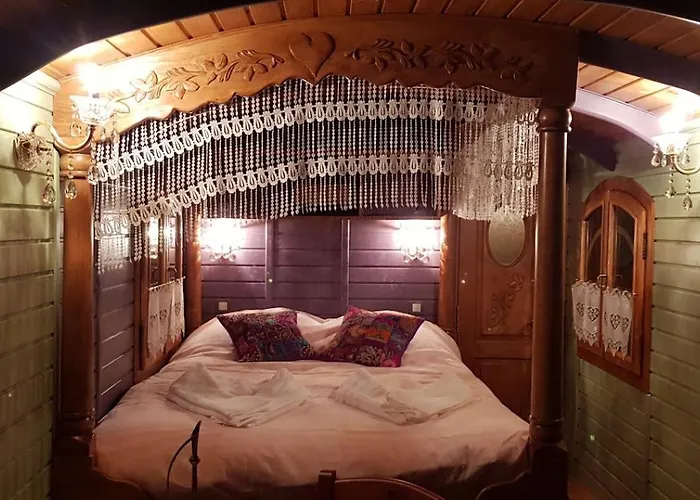 Roulotte Au Bois Cheri - Au Bois Bussac-Foret