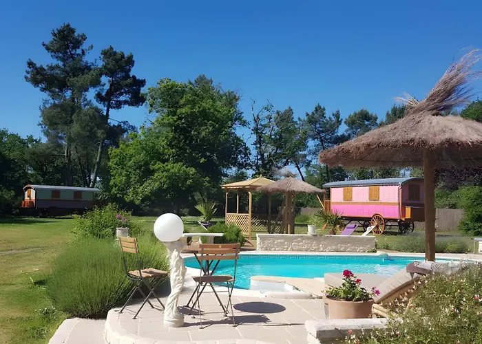 Roulotte Au Bois Cheri - Au Bois