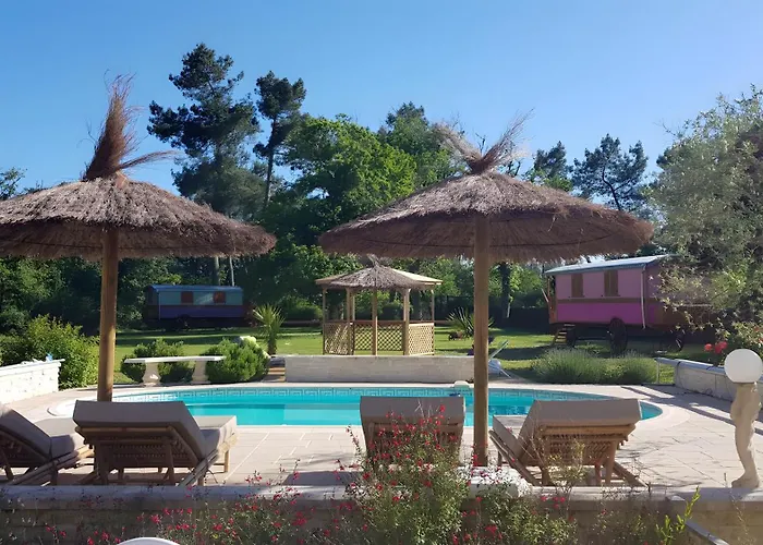 Roulotte Au Bois Cheri - Au Bois Semesterpark *